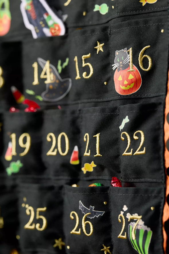 (Rifle Paper Co) Halloween Hanging Calendar