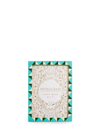 The Viva 5x7 Triangle Pattern Frame