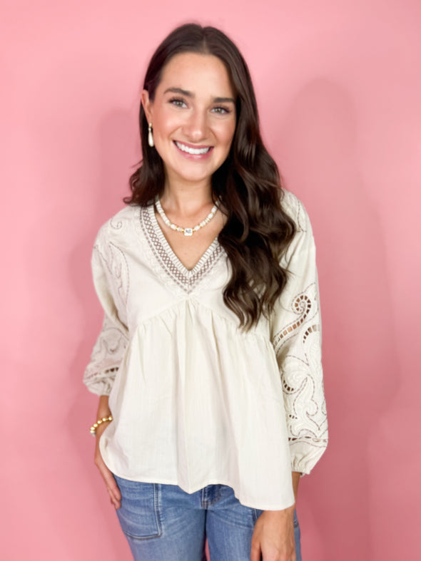 The Genivie Lace Top-Ecru