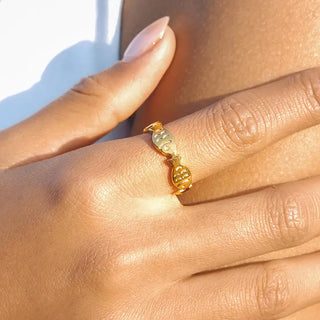 The Livia Fish Ring-18k Gold
