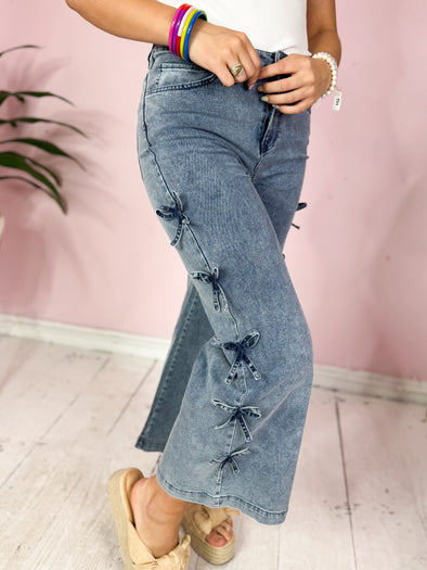 The Becky Bow Jeans-Light Denim