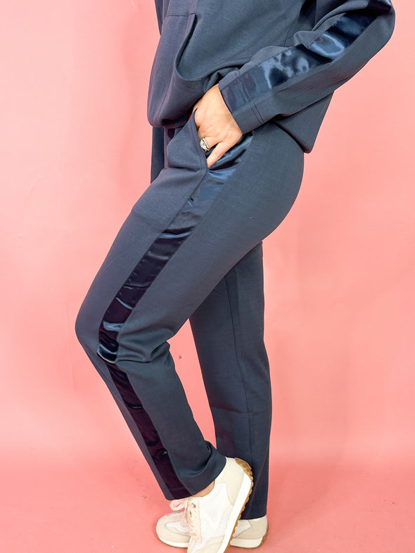 The Hailey Satin Detail Lounge Set-Navy