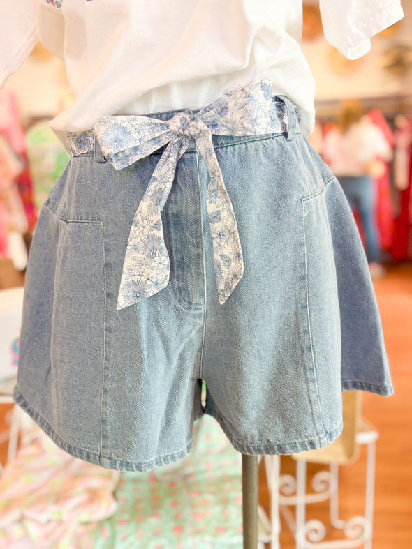 The Savannah Shorts with Sash-Denim
