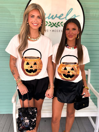 (QUEEN) The Glitter Candy Bucket Tee-White