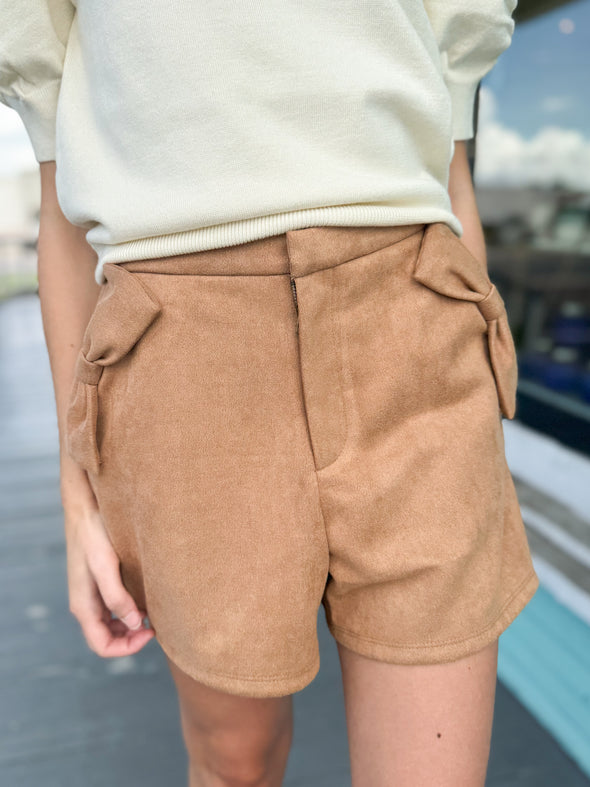 (THML) The Clemons Suede Shorts-Chocolate