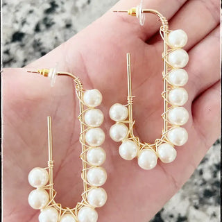 The Watson Pearl Earring-White
