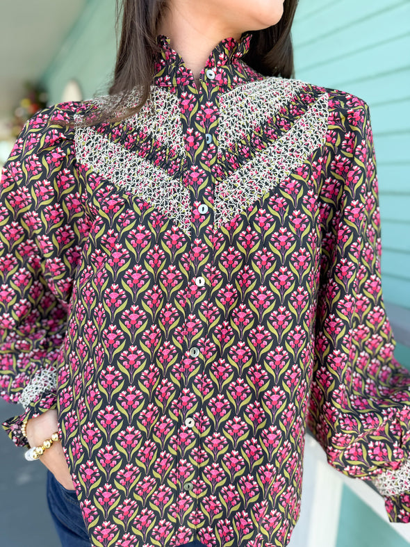 The Deyla Floral Top-Black