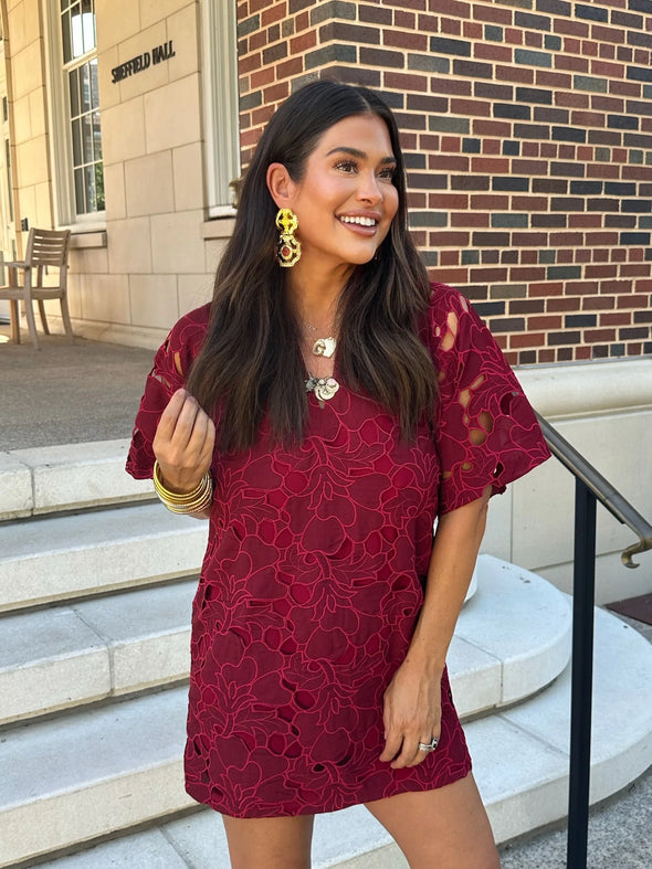 (Buddylove) The Lulu Eyelet Dress-Maroon