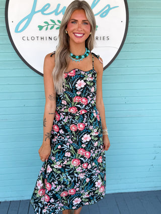 (BuddyLove) The Rebecca Floral 2 Piece Set-Black