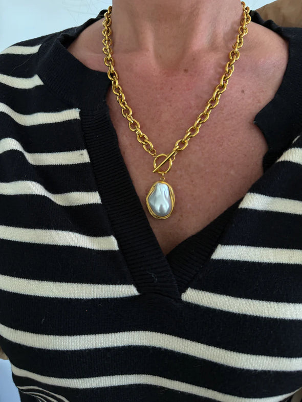 The Pearl Drop Necklace-Gold