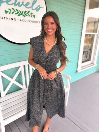 (THML) The Madi Midi Dress- Black