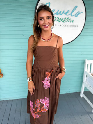 (THML) The Antonia Floral Midi Dress-Brown