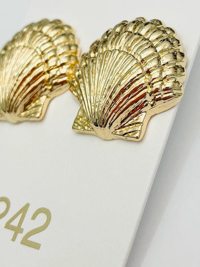 The Simple Shell Stud