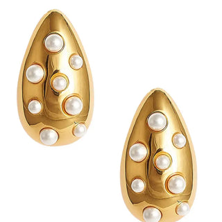 The Mila Pearl Detail Teardrop-Gold