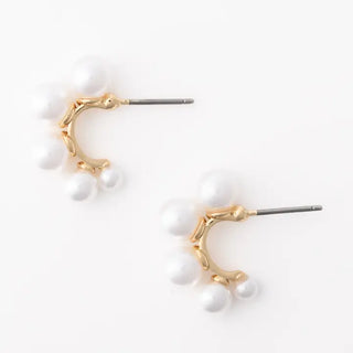The Naomi Pearl Hoop-Gold