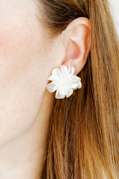 The Mason Pearl Flower Earrings